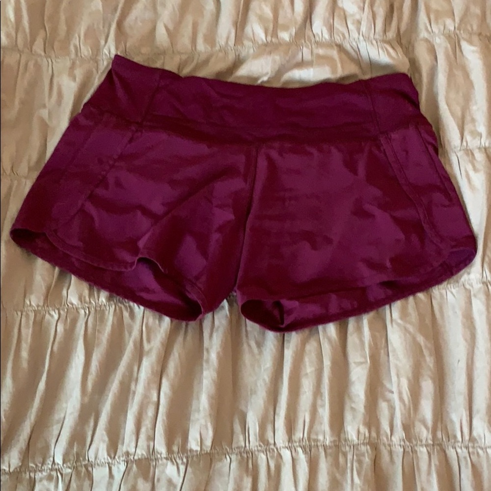 COPY - Lulu lemon RARE maroon speed up shorts 4”